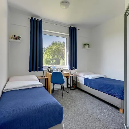 Bed & Breakfast Mile Airport & Parking Dlugoterminowy