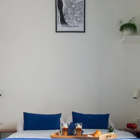 Bed & Breakfast Mile Airport & Parking Dlugoterminowy